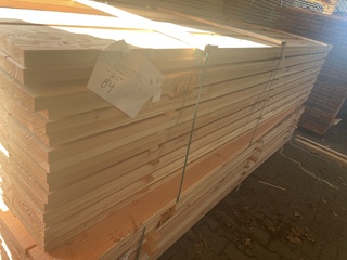 Ca. 84x Douglas planken geschaafd, 28x195mm, lengte 300cm